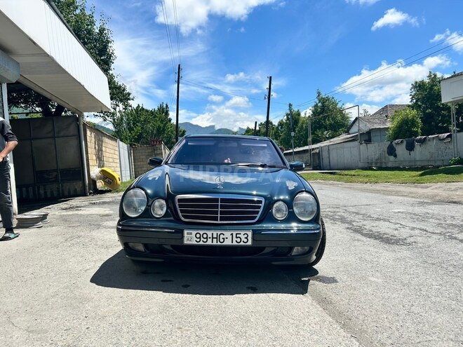 Mercedes E 220-5