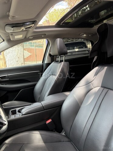 Hyundai Sonata-6