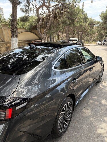 Hyundai Sonata-9
