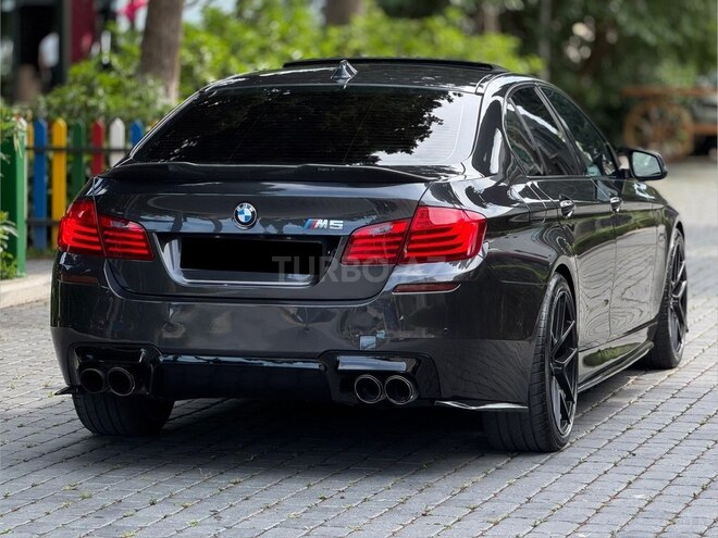 BMW 528-9