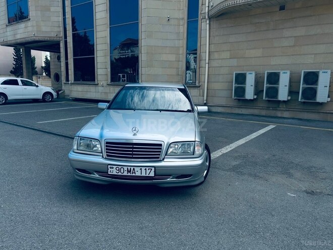 Mercedes C 200-2