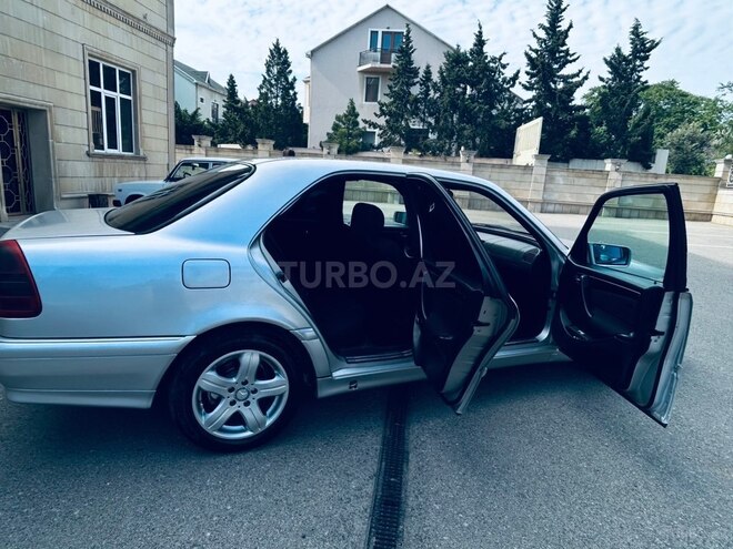 Mercedes C 200-6