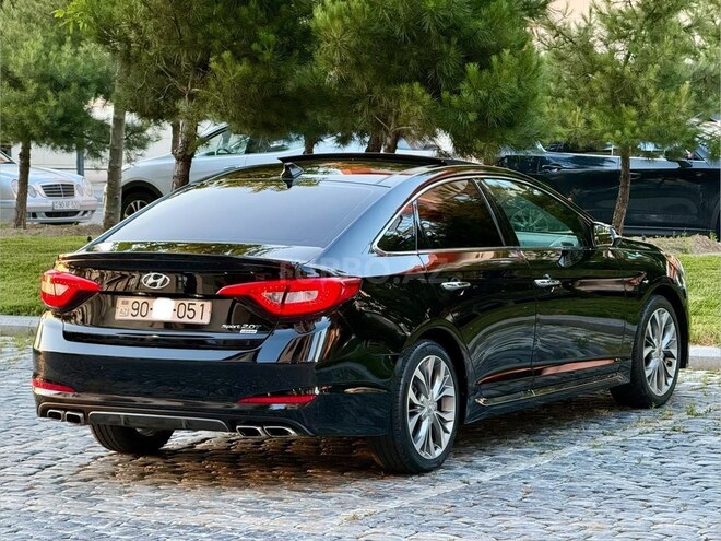 Hyundai Sonata-11