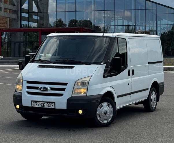 Ford Transit-1