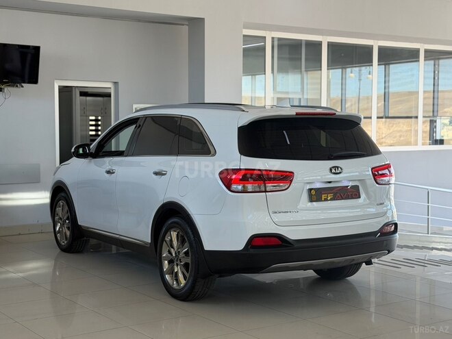 Kia Sorento-3