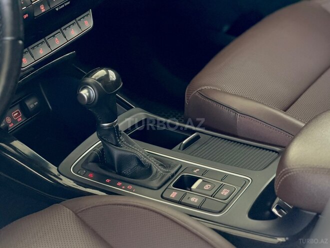 Kia Sorento-11