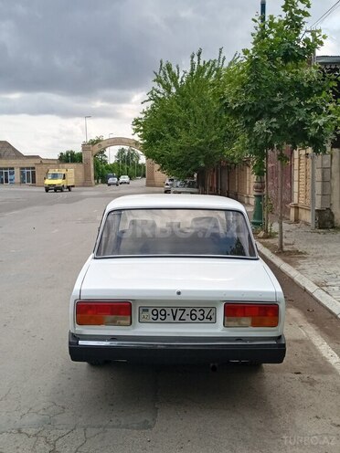 LADA (VAZ) 2107-21