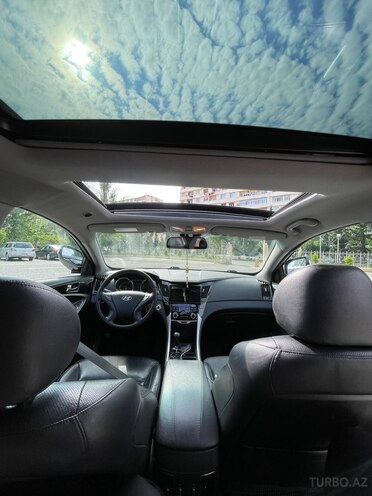 Hyundai Sonata-3