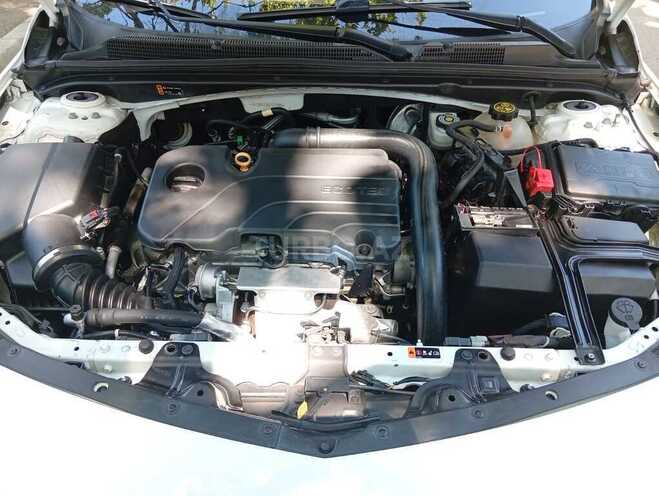 Chevrolet Malibu-4