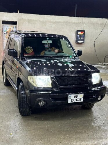 Mitsubishi Pajero io-1
