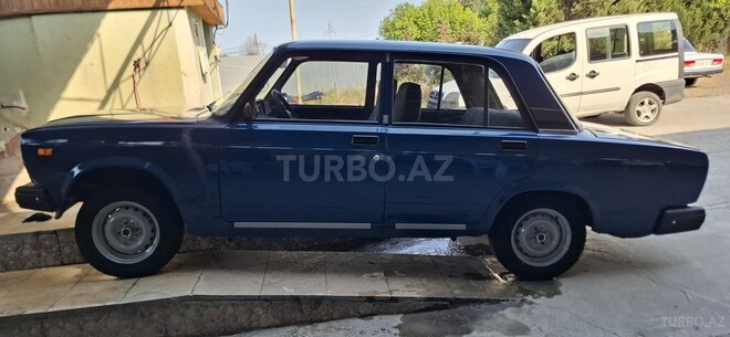 LADA (VAZ) 2107-4