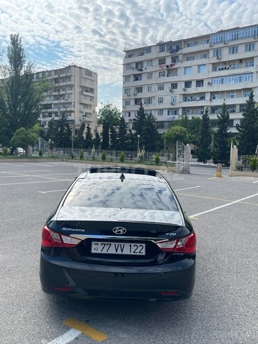 Hyundai Sonata-10