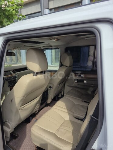 Land Rover Discovery-8
