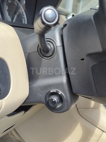Land Rover Discovery-13