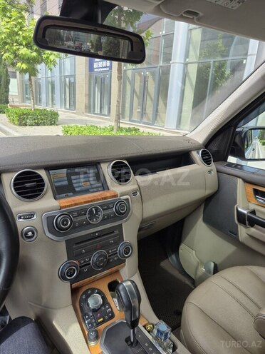 Land Rover Discovery-16