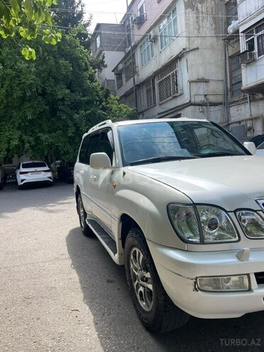 Lexus LX 470-5