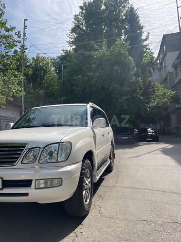 Lexus LX 470-4