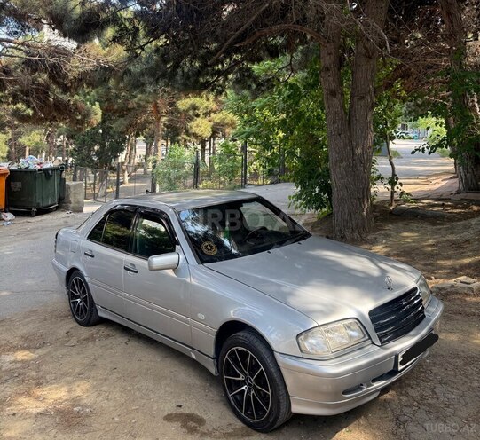 Mercedes C 200-5