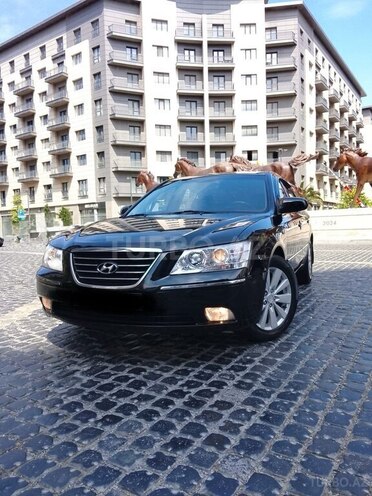 Hyundai Sonata-2