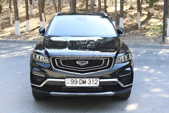 Geely Atlas Pro-1