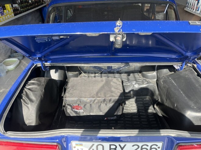 LADA (VAZ) 2107-8