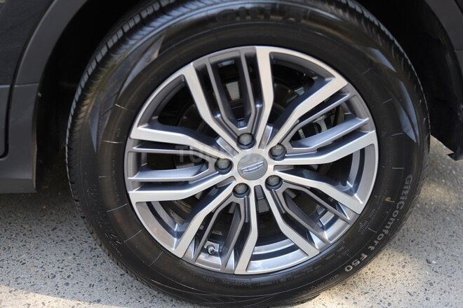 Geely Atlas Pro-10