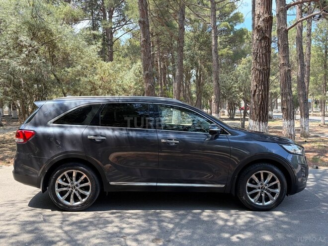 Kia Sorento-7