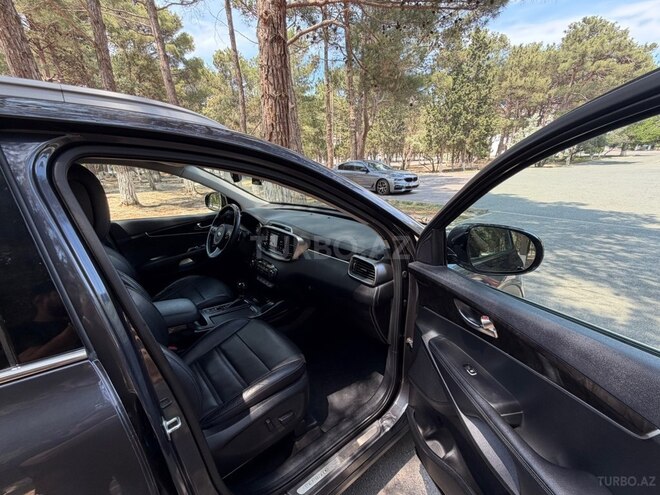 Kia Sorento-14