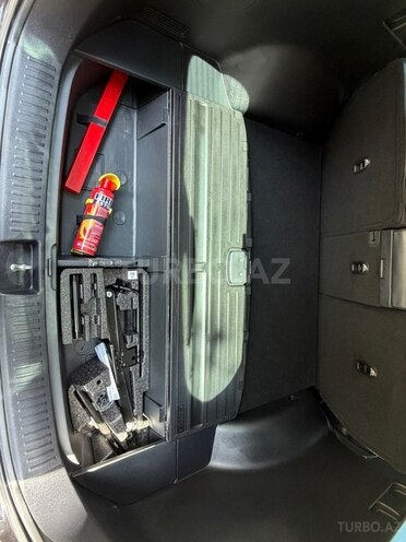 Kia Sorento-18