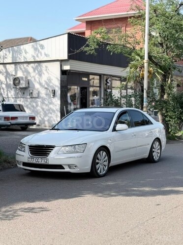 Hyundai Sonata-4