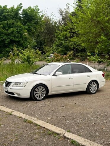 Hyundai Sonata-5