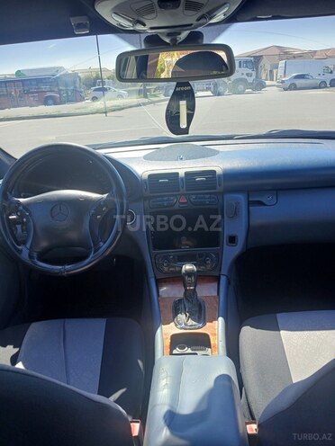 Mercedes C 200-7