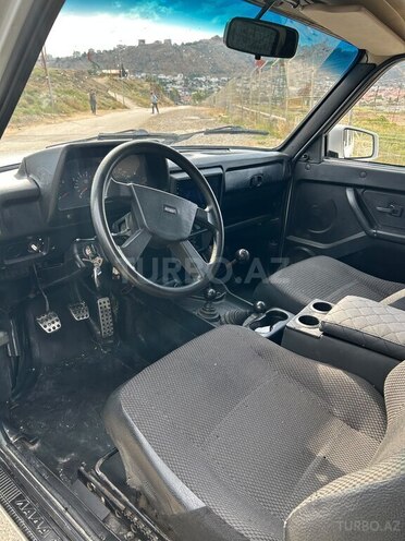 LADA (VAZ) Niva-6