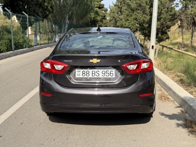 Chevrolet Cruze-4