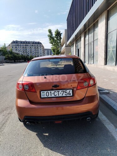 Chevrolet Lacetti-2