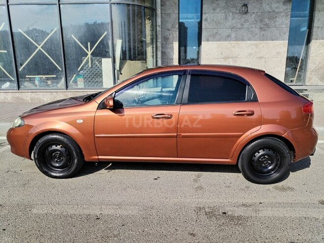 Chevrolet Lacetti-4