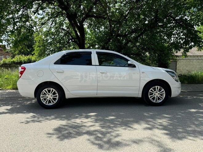 Chevrolet Cobalt-10