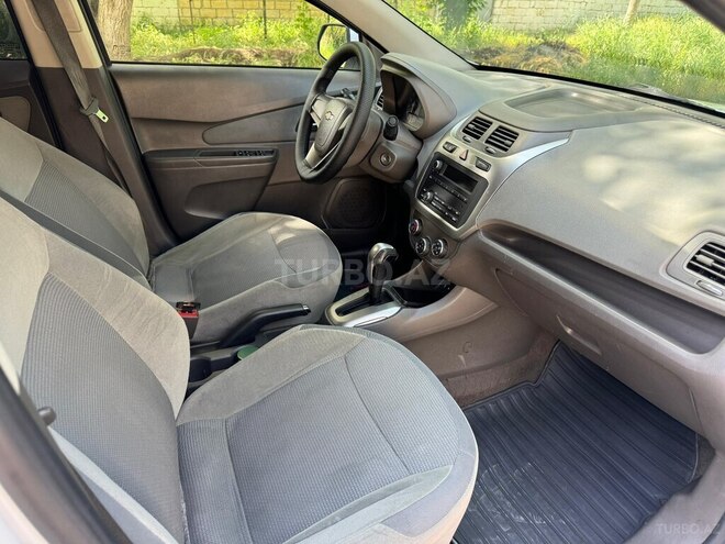 Chevrolet Cobalt-15