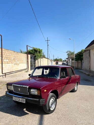 LADA (VAZ) 2107-1