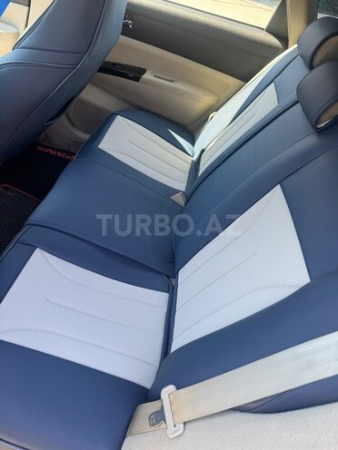 Toyota Prius-6