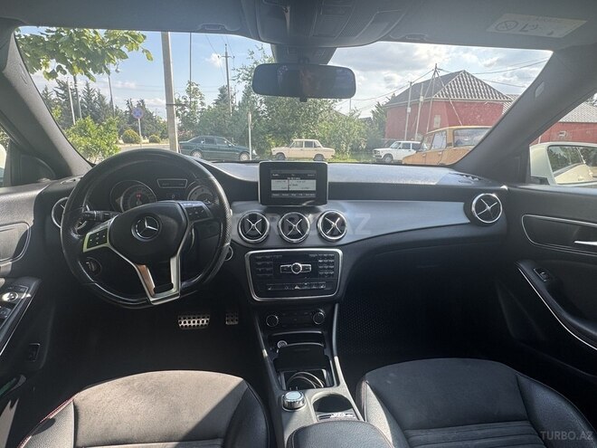 Mercedes CLA 250 4MATIC-6
