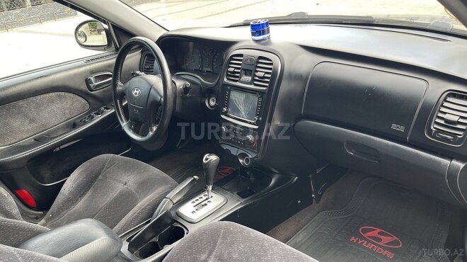 Hyundai Sonata-10