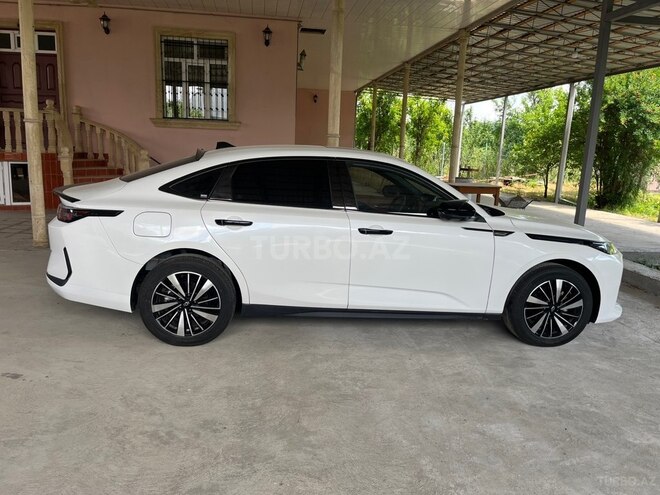 Changan Qiyuan A05-2