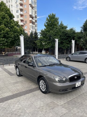 Hyundai Sonata-3