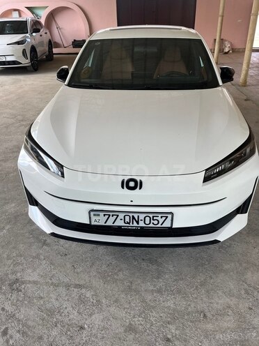 Changan Qiyuan A05-5