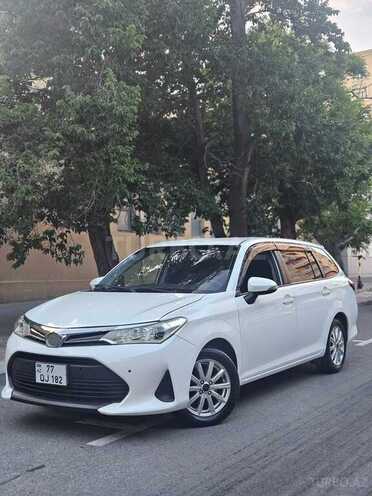 Toyota Corolla Fielder-1