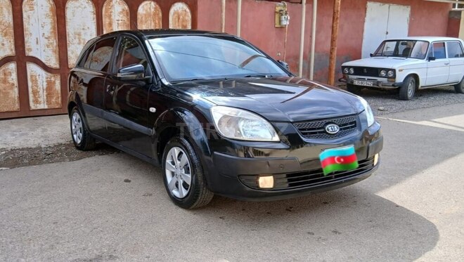 Kia Rio-4