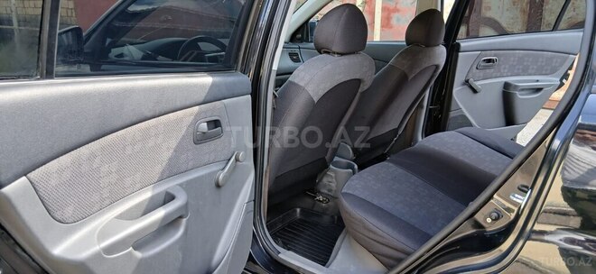 Kia Rio-9