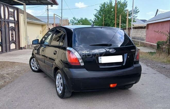 Kia Rio-6