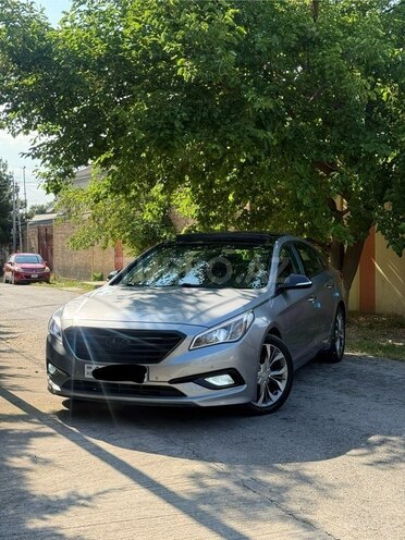 Hyundai Sonata-2